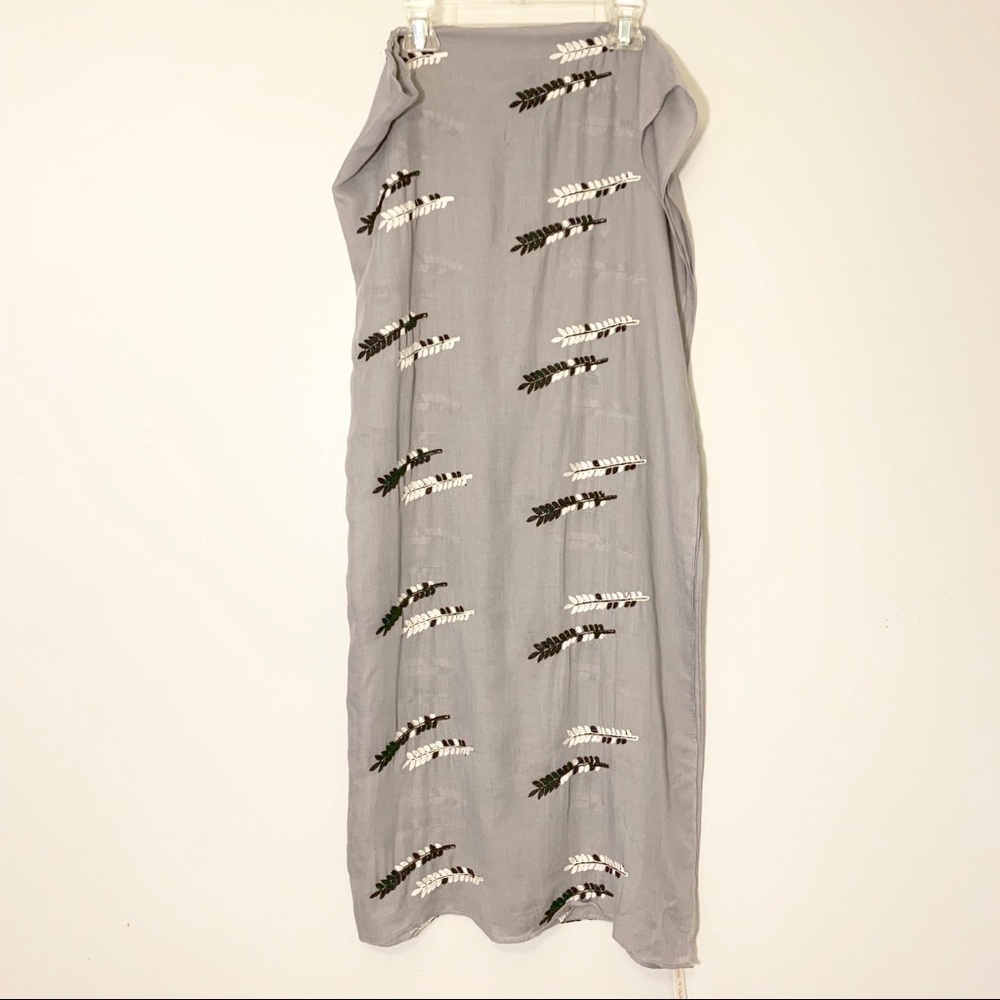 NWT Printed Village Scarf OS - Picture 3 of 4